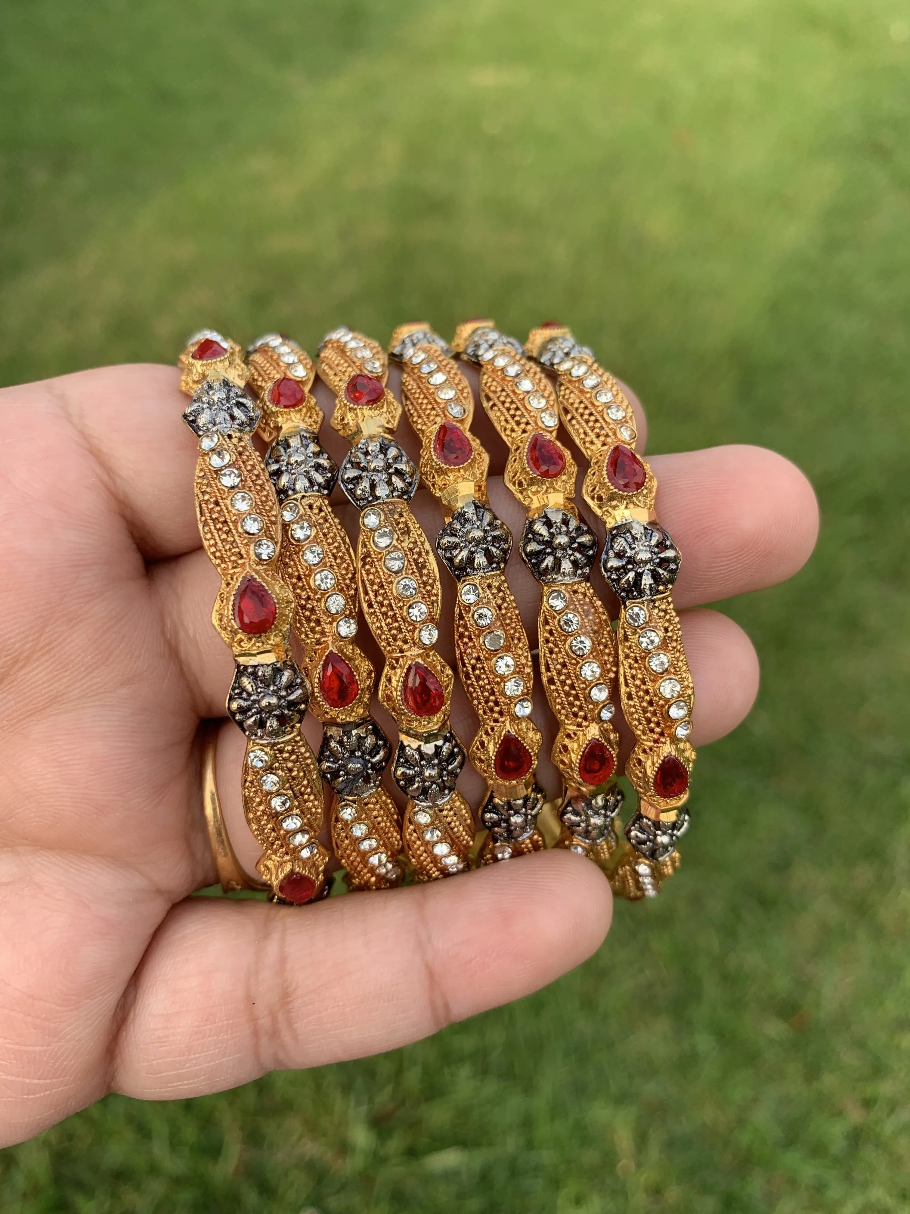 B101 Gold plated bangles  ( READY TO SHIP )