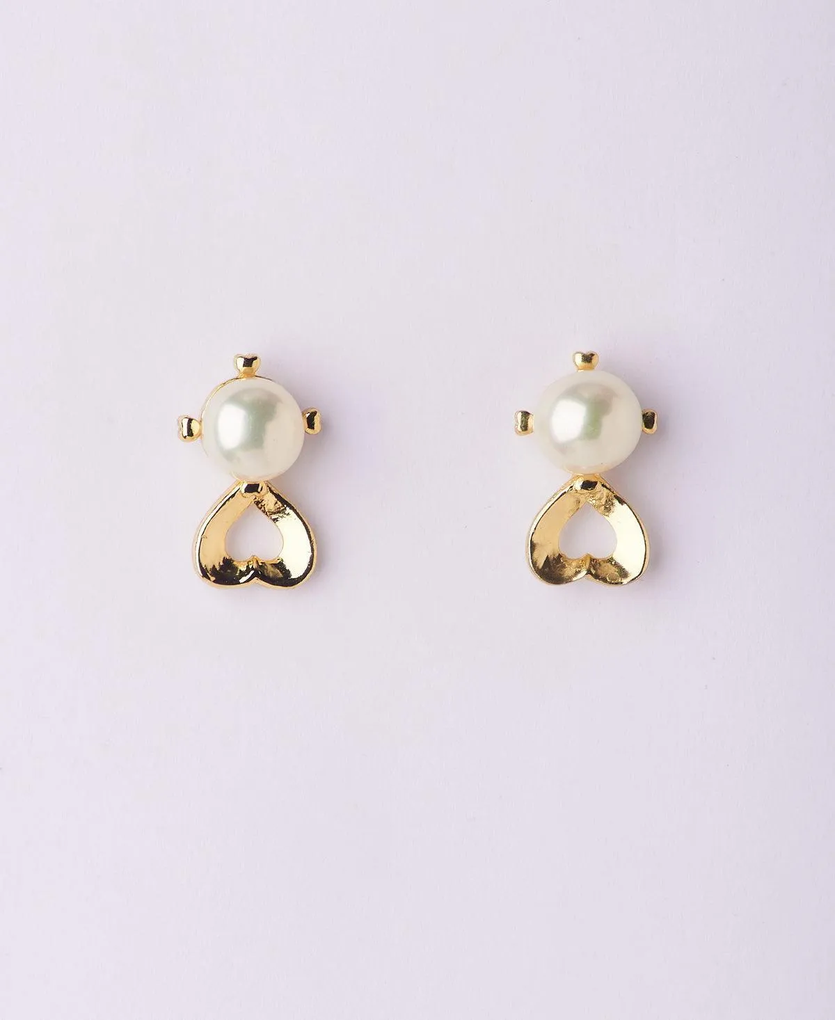 Classic Pearl Stud Earring