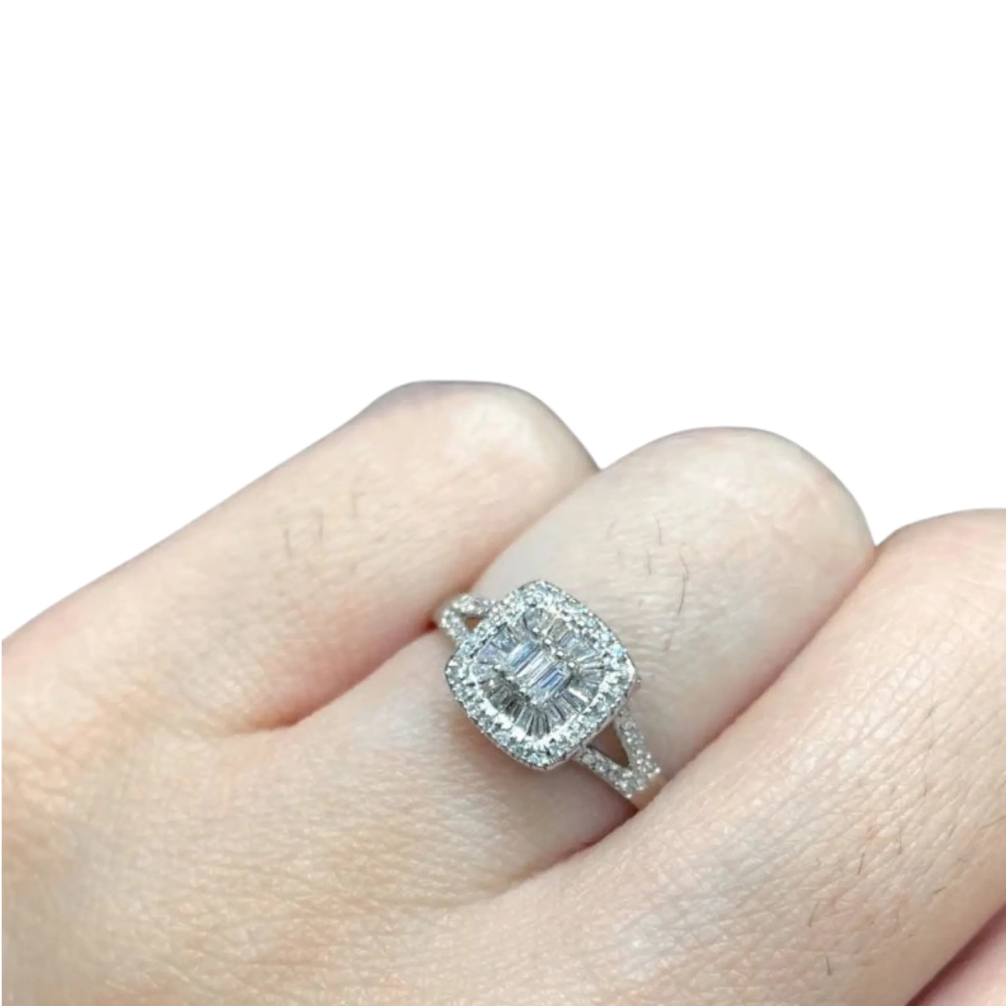 Cushion Baguette Paved Diamond Ring 14kt