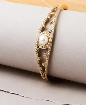 Elegant and classy Pearl Bangle