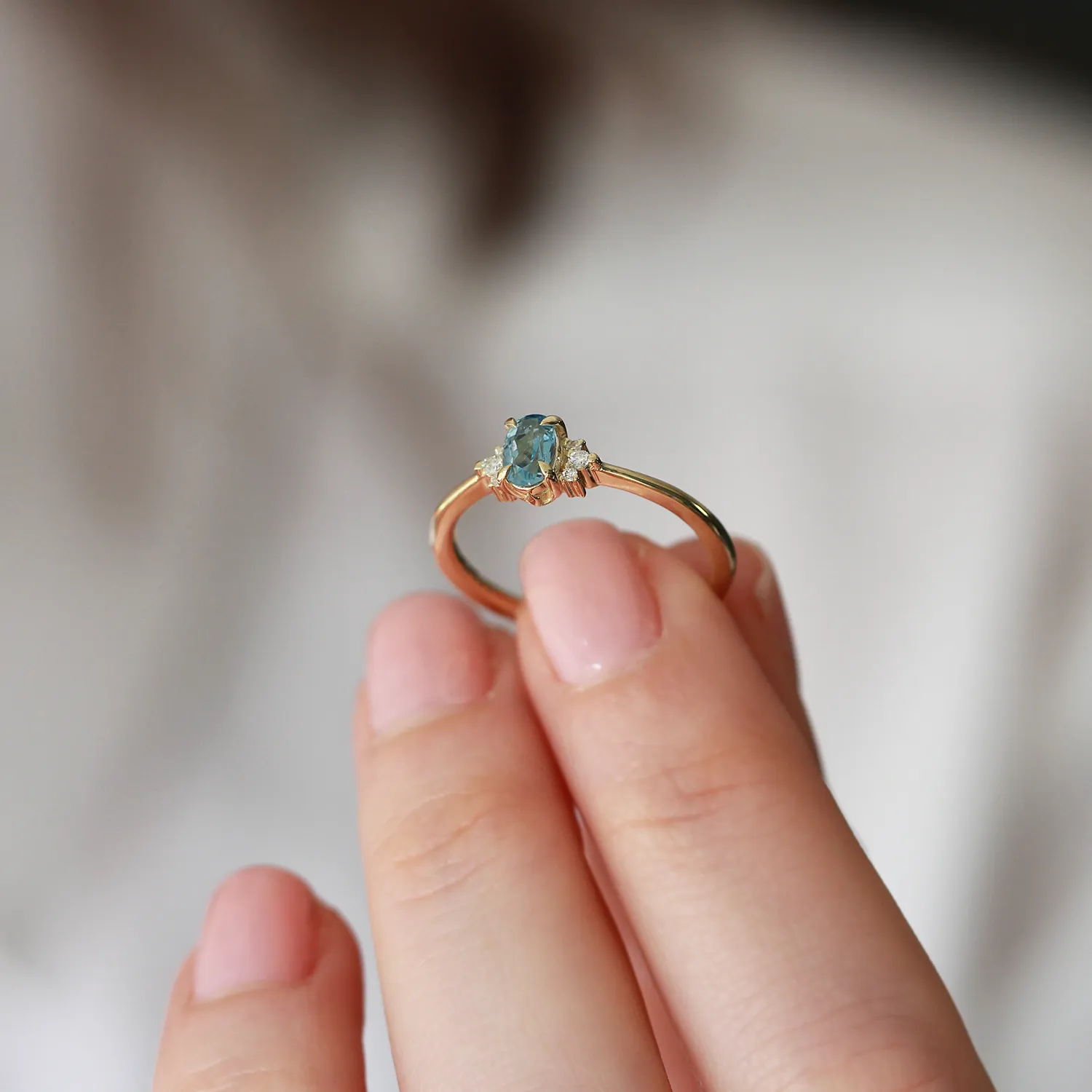 Ella Ring with Aquamarine and Diamonds