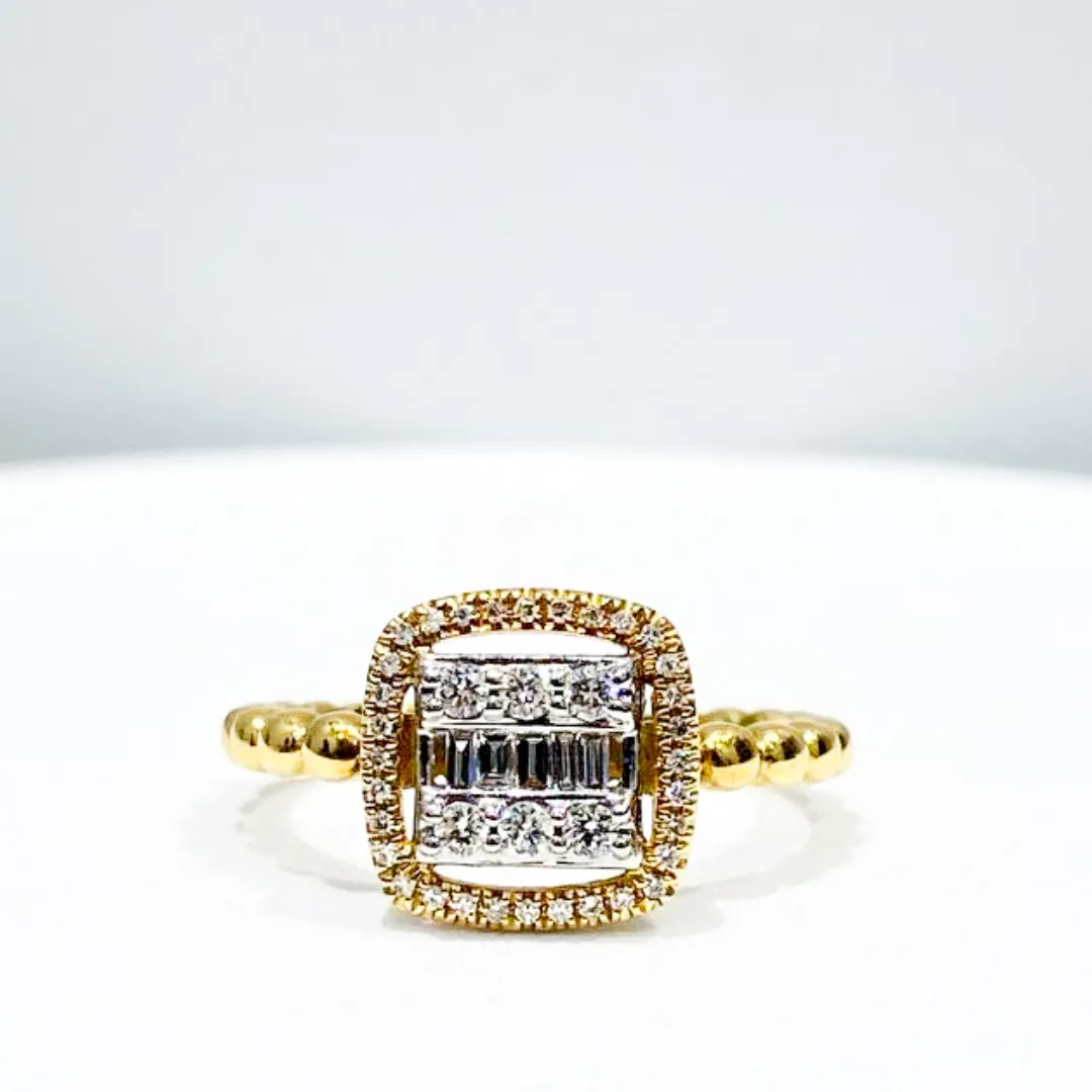 Golden Classic Cushion Halo Diamond Ring 14kt