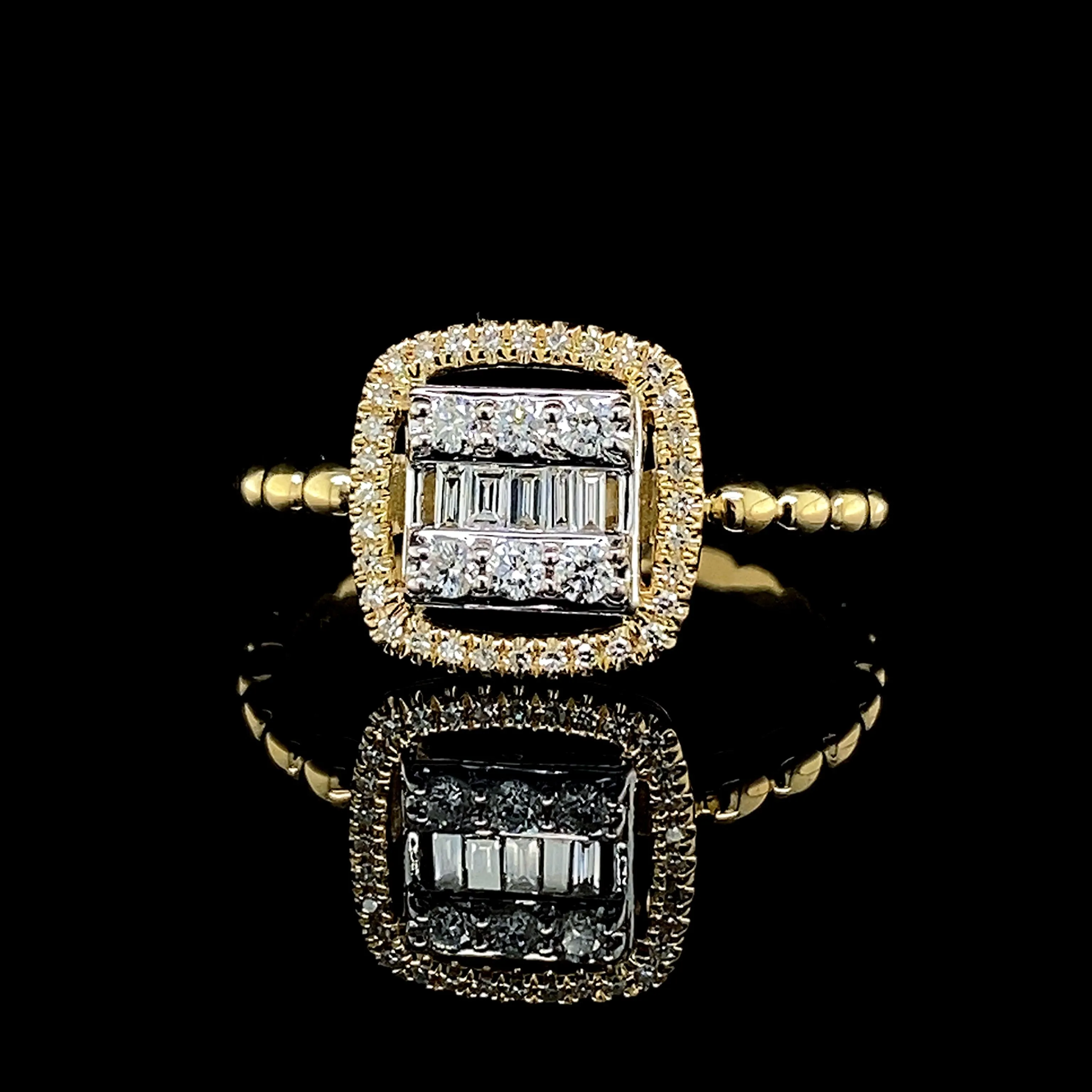 Golden Classic Cushion Halo Diamond Ring 14kt