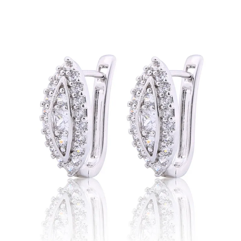 New Design Luxury Small Hoop Earring Hot Fashion Nuevos Anillos White Crystal CZ Statement Earing Jewelry for Women