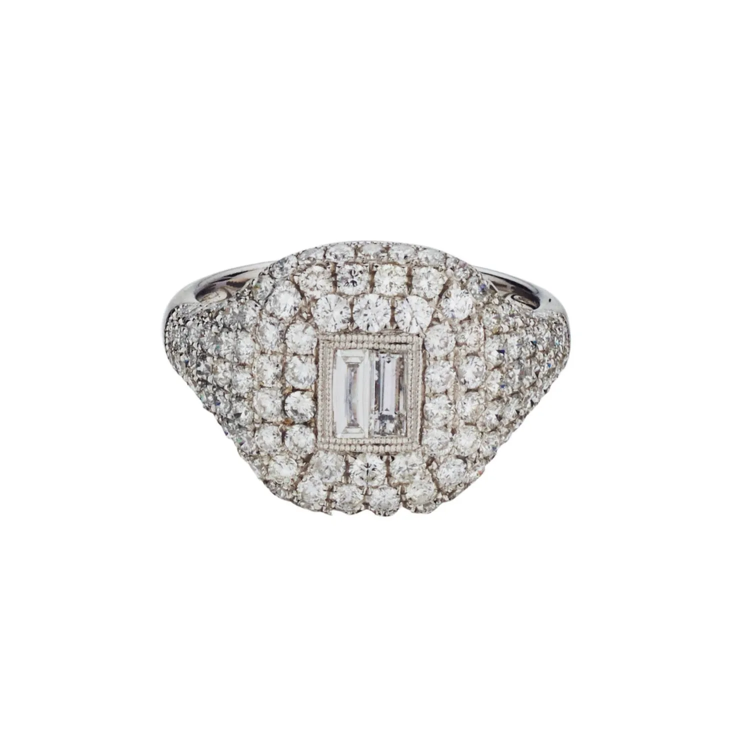 PAVÉ & BAGUETTE DIAMOND SIGNET RING