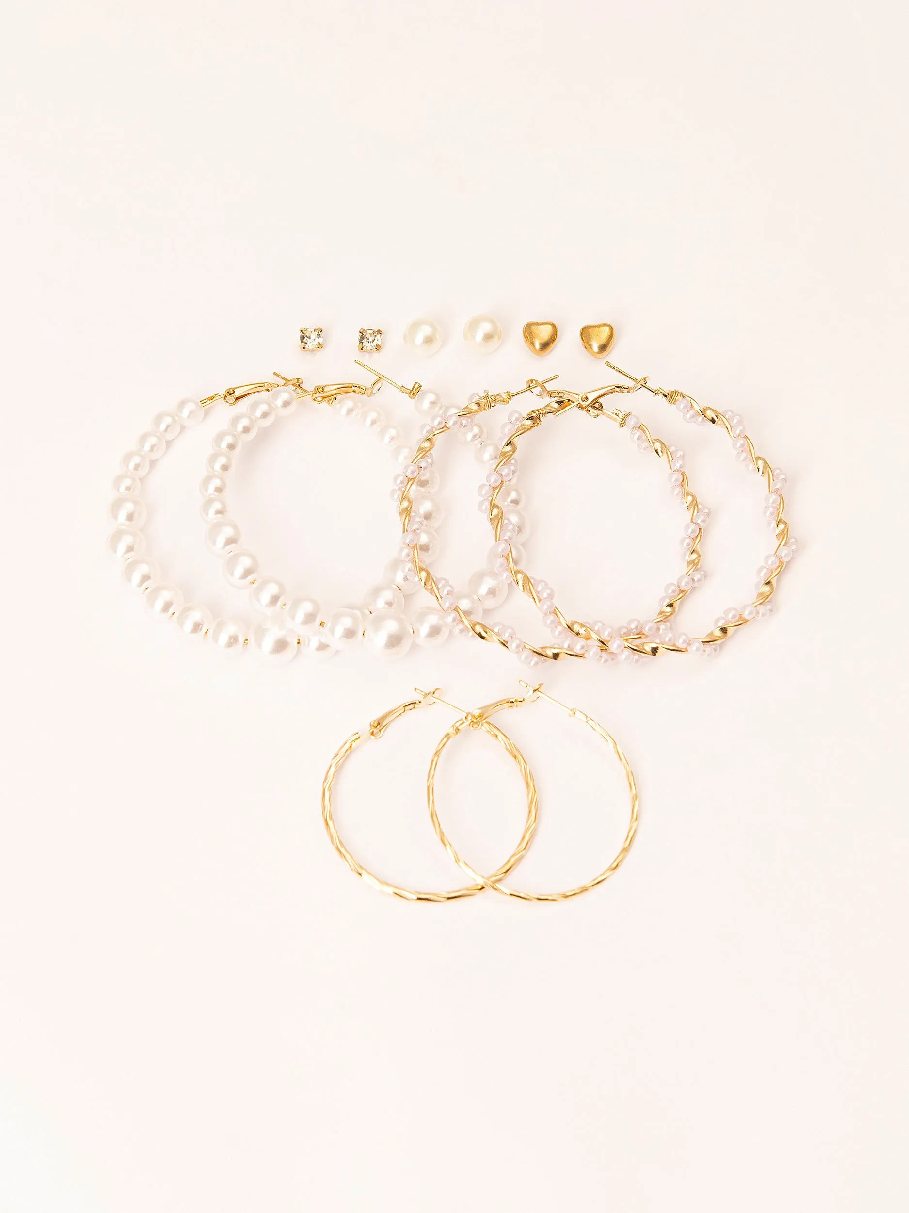 Pearly Earrings Set