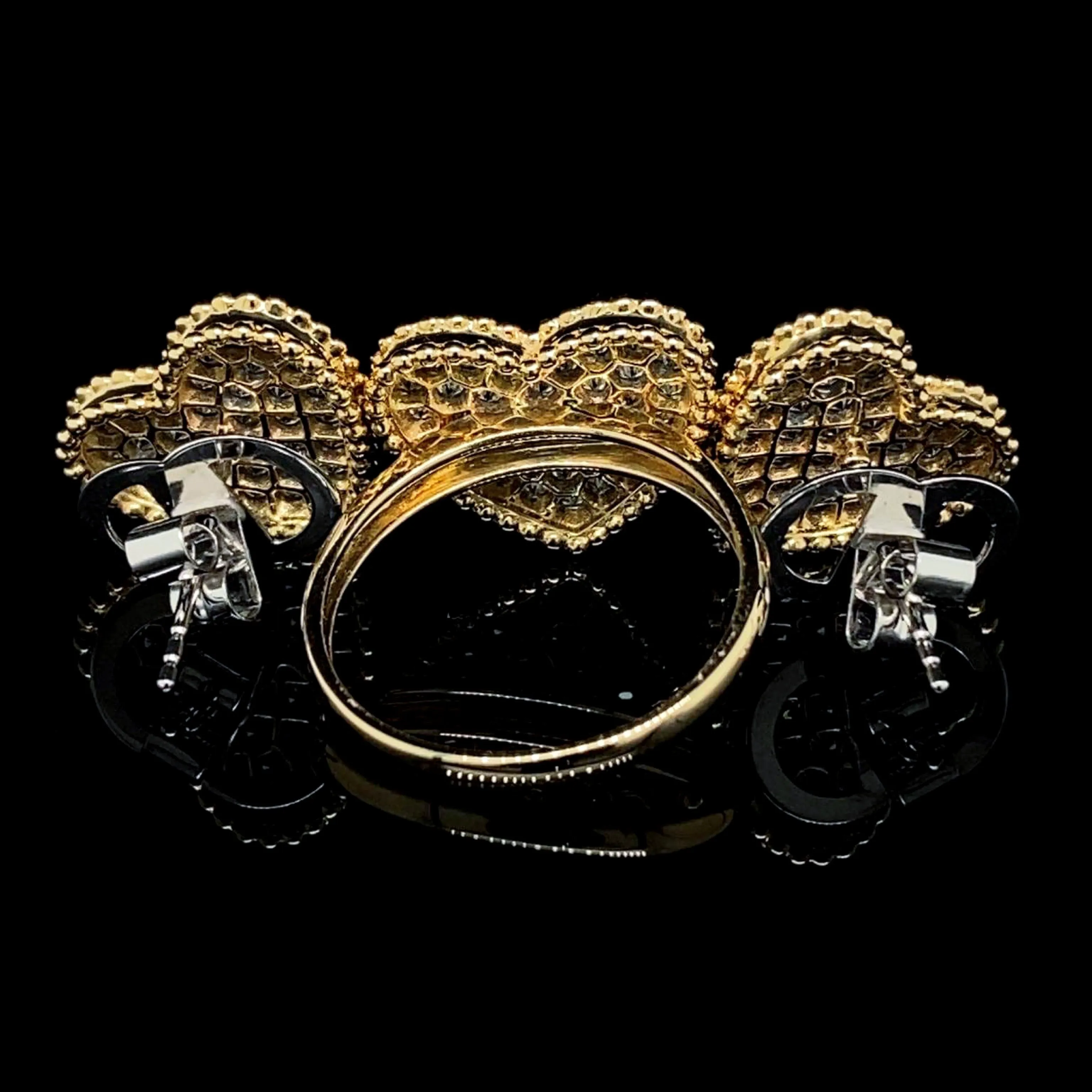 PREORDER | Golden Large Heart Studded Diamond Jewelry Set 14kt