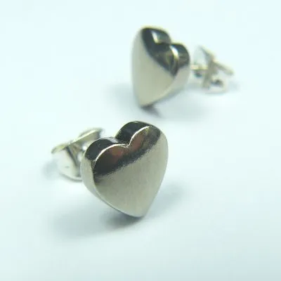 Simple Heart Studs