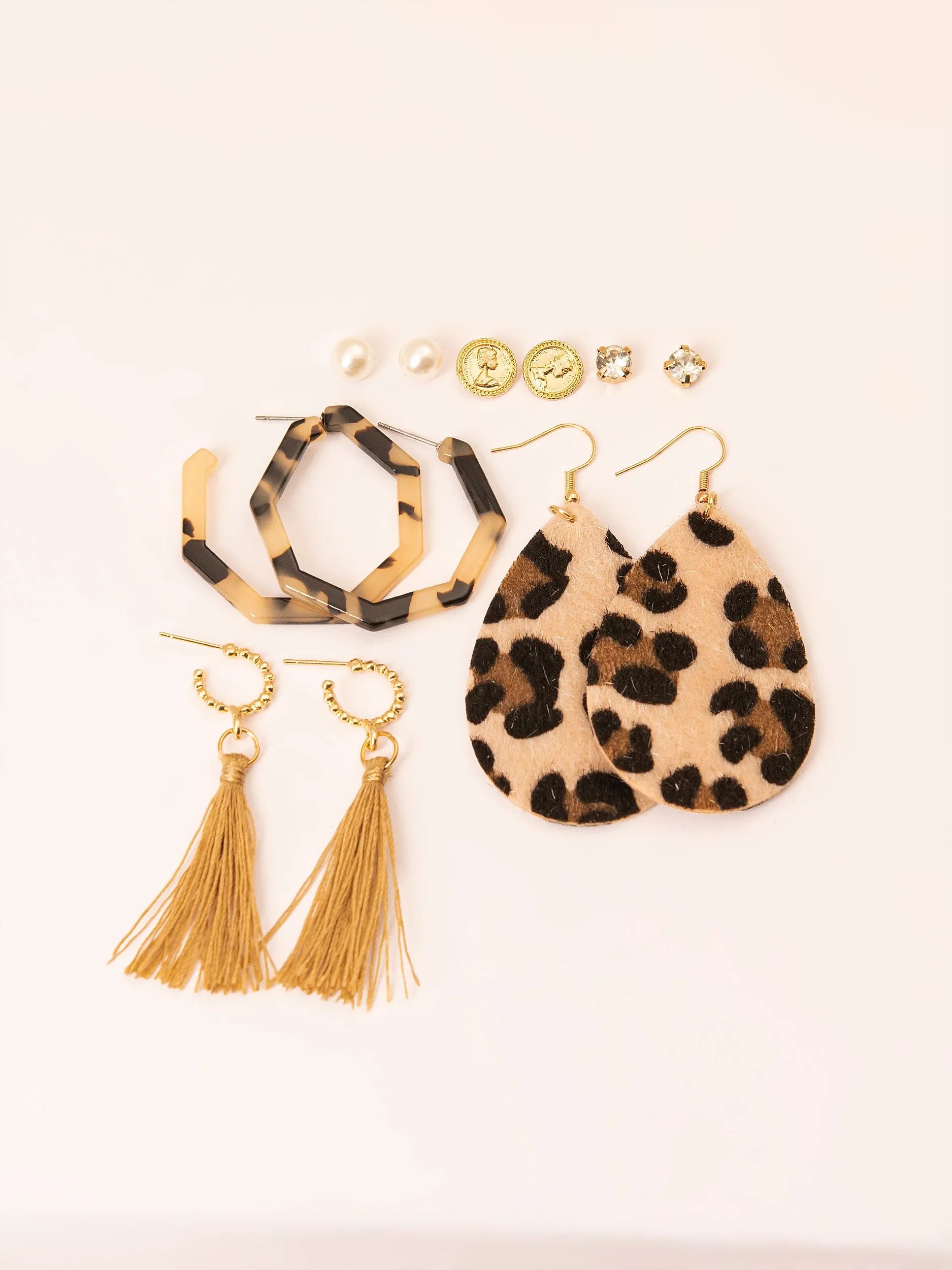 Trendy Earrings Set